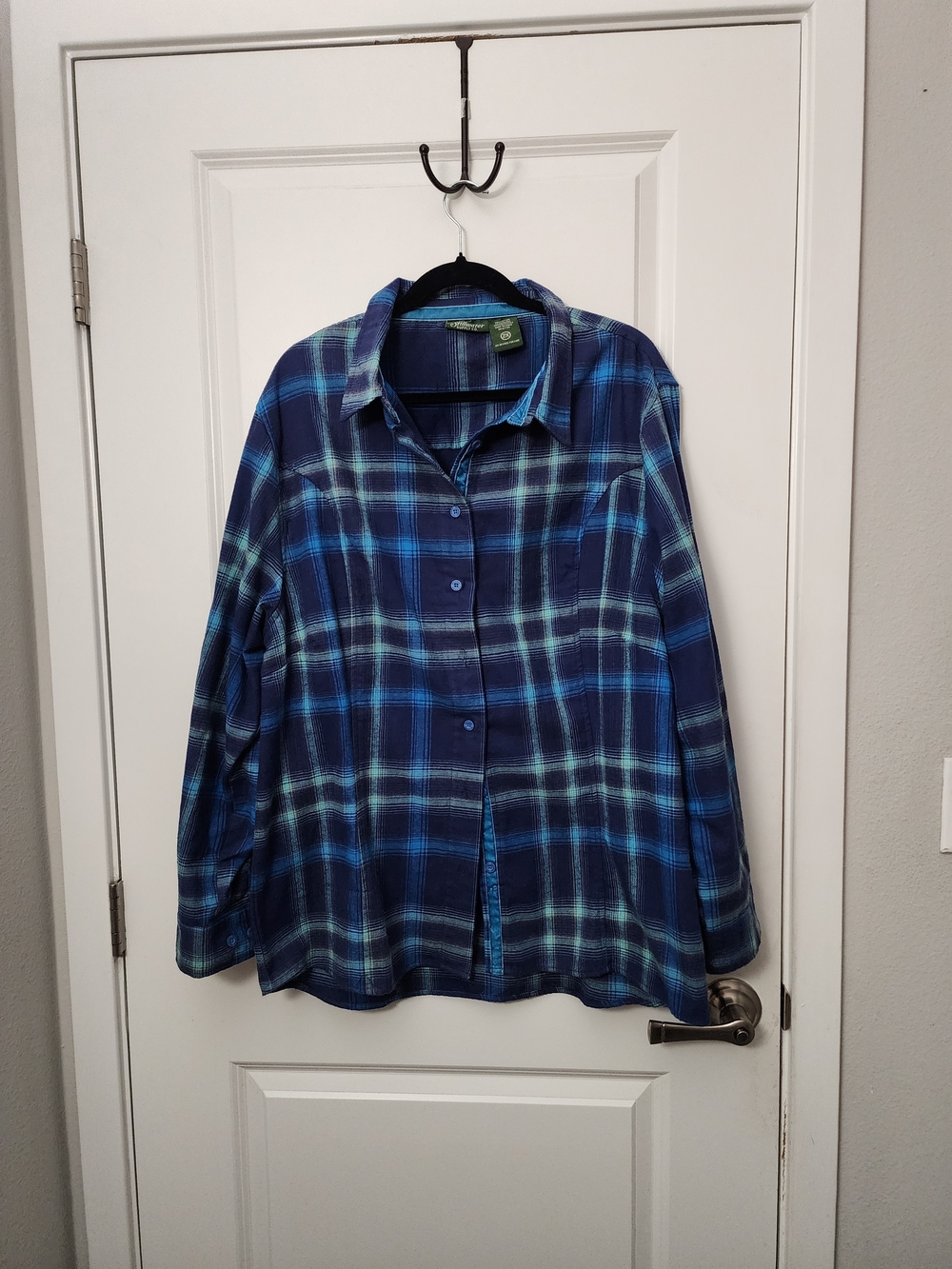 5/$30 Stillwater Supply Flannel Plaid Button Down Shirt